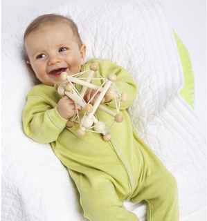 Foto 3 | Foto 3 | Sonajero Natural y Mordedera Manhattan Toy Skwish - Venta Internacional