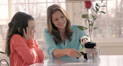 Foto 6 | Foto 6 | Juguete De Peluche Wild Republic Huggers Jirafa Con Brazalete De 20 Cm - Venta Internacional.