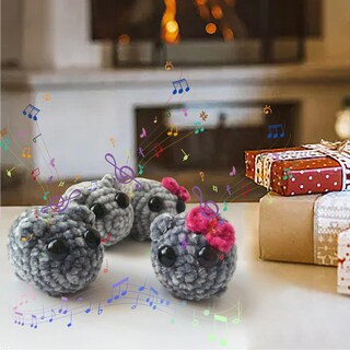 Foto 3 | Foto 3 | Peluche Triste De Hámster Con Sonido Y Llavero Tejido A Mano - Venta Internacional.