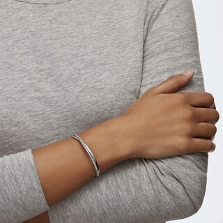 Foto 4 | Foto 4 | Brazalete Swarovski Hyperbola Para Mujer Con Acabado En Rodio - Venta Internacional.