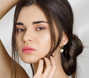 Foto 4 | Foto 4 | Joyería Xtellar: Aretes Colgantes De Corazón En Plata Ley 925 Con Chapado En Oro De 14k Para Mujer  Hipoalergénicos