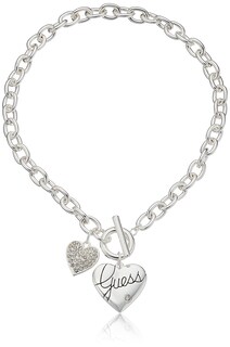 Foto 1 | Foto 1 | Collar Guess Basic con Logo Plateado en Forma de Corazón - Venta Internacional