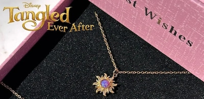 Foto 3 | Foto 3 | Collar Xtellar De Rapunzel Sol De Opalo Morado Enredados