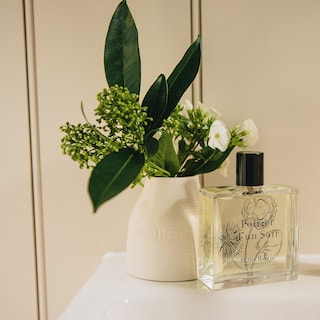 Foto 4 | Foto 4 | Perfume Miller Harris Poirier D'un Soir Eau De Parfum, 100 Ml - Venta Internacional.