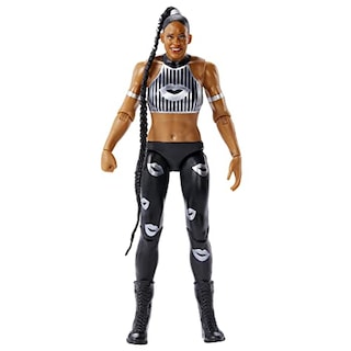 Foto 1 | Foto 1 | Figura De Acción Wwe Wrestlemania Bianca Belair De 15 Cm Con Accesorio - Venta Internacional.