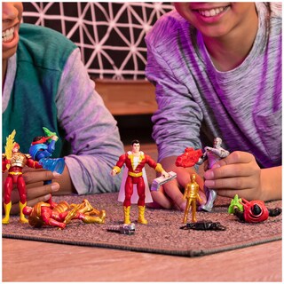 Foto 6 | Foto 6 | Figura de Acción DC Comics The Flash Y Shazam con Accesorios - Venta Internacional