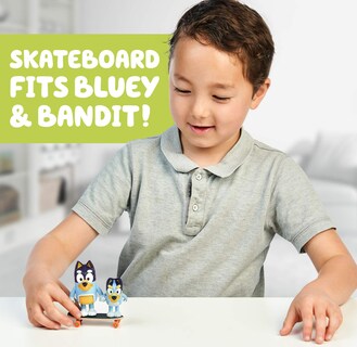 Foto 3 | Foto 3 | Set De Figuras Bluey Skateboarding De 6 35 Cm Y Papá De 8 3 Cm Paquete De 2 - Venta Internacional.