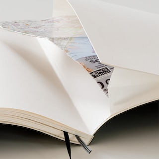 Foto 5 | Foto 5 | Cuaderno Leuchtturm1917, Tamaño Mediano, A5, Tapa Blanda Rayada, 123 Páginas - Venta Internacional.