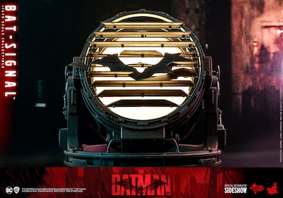 Foto 3 | Foto 3 | Figura Hot Toys The Batman (2022): Bat-signal Accessory 1:6 de Escala