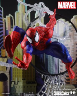 Foto 5 | Foto 5 | Figura De Colección Spiderman Posada A Escala 1:6 Con Escena Y Cómic (basado En The Amazing Spider-man #301)