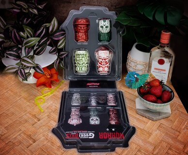 Foto 4 | Foto 4 | Set De Minimuglets Geeki Tikis Horror Paquete De 4 Unidades Para Regan Jason Pennywise Y Freddy - Venta Internacional.