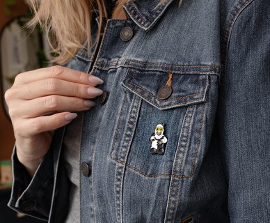 Foto 7 | Foto 7 | Alfiler Esmaltado Surreal Entertainment Terrifier 2 Art The Clown - Venta Internacional.