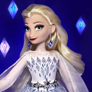 Foto 5 | Foto 5 | Venta Internacional-Muñeca Disney Princess Style Series Holiday Elsa Fashion Doll Gown