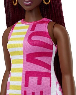Foto 4 | Foto 4 | Venta Internacional- Barbie Fashionistas Doll #186, Curvas, Trenzas Carmesí, Vestido De Amor Sin Manga, Accesorios