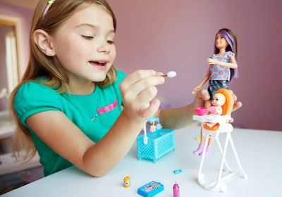 Foto 2 | Foto 2 | Muñecas Barbie Skipper Babysitters Inc con Accesorios - Venta Internacional