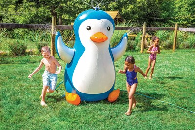 Foto 6 | Foto 6 | Lanzador de Agua Bigmouth Inc. Pingüino Gigante 1,5 m para Niños - Venta Internacional