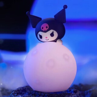 Foto 2 | Foto 2 | Adornos De Juguete Con Luz Nocturna Planet Design Kuromi Creative - Venta Internacional.