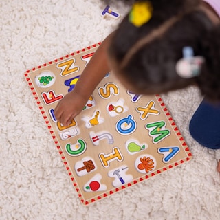 Foto 2 | Foto 2 | Puzzle Melissa & Doug Wooden Lift & See Peg Con El Alfabeto, Números - Venta Internacional.