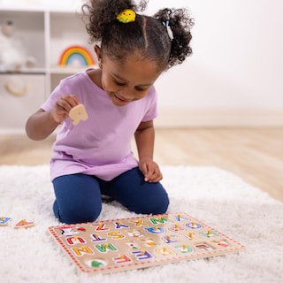 Foto 3 | Foto 3 | Puzzle Melissa & Doug Wooden Lift & See Peg Con El Alfabeto, Números - Venta Internacional.