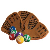 Venta Internacional - Juego de Mesa Educational Insights Alpha Catch Phonics con 4 Guantes