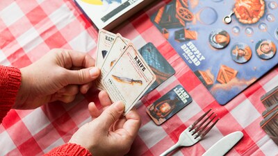 Foto 6 | Foto 6 | Game Chronicle Books Donner Dinner Party: Weird Games 12+ - Venta Internacional.