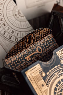 Foto 4 | Foto 4 | Juego De Cartas Para Bicicleta Cypher Premium, Negro Con Lámina Dorada - Venta Internacional.
