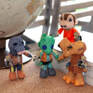 Foto 6 | Foto 6 | Set De Alfileres De Felpa Y Esmalte Star Wars Mos Eisley's Cantina Villains - Venta Internacional.