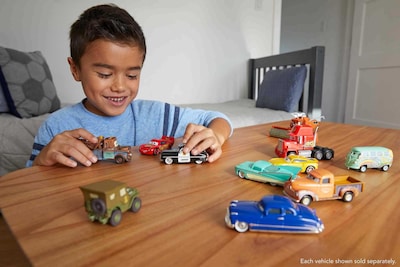 Foto 2 | Foto 2 | Juguete Disney Cars Rust-eze Cruz Ramírez - Venta Internacional