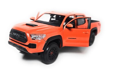 Foto 5 | Foto 5 | Maqueta De Coche Fundido Maisto 1:27 Se 2023 Toyota Tacoma Trd Pro - Venta Internacional.
