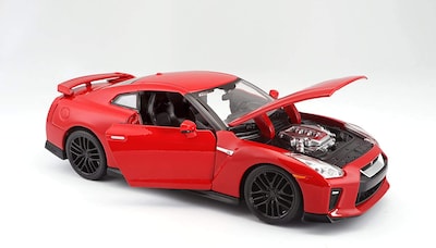 Foto 4 | Foto 4 | Kit De Maquetas Fundido A Presión Del Nissan Gt-r 2017 A Escala 1:24 Bburago - Venta Internacional.
