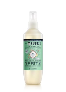 Foto 1 | Foto 1 | Spray Desodorizante Para Gatos Mrs. Meyer's Clean Day Sweet Chamomile 240 Ml - Venta Internacional.