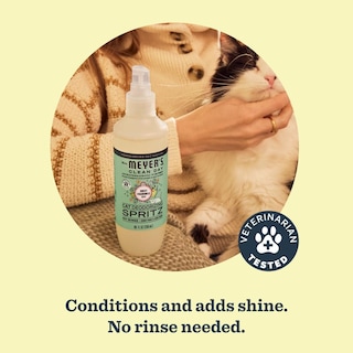 Foto 3 | Foto 3 | Spray Desodorizante Para Gatos Mrs. Meyer's Clean Day Sweet Chamomile 240 Ml - Venta Internacional.