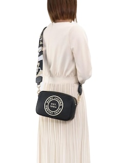 Foto 6 | Foto 6 | Bolsa Marc Jacobs FLASHBLACK color Negro Signet Flash Black Strap Camo