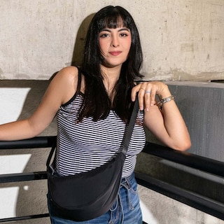 Foto 5 | Foto 5 | Crossbody Kora Cool Capital Negra Bolso Compacto Resistente