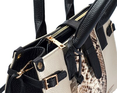 Foto 8 | Foto 8 | Bolso Satchel A Ángelozano De Piel Vacuna, Pitón, Color Hueso, Modelo Samantha