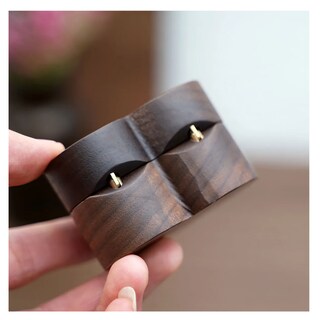 Foto 4 | Foto 4 | Caja Corazón de Madera Nogal para Anillos Lab.g Cafe Oscuro Blanco