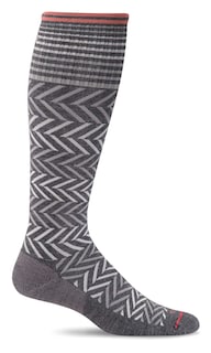 Foto 1 | Foto 1 | Calcetín De Compresión Sockwell Chevron Para Mujer Charcoal S/m - Venta Internacional.