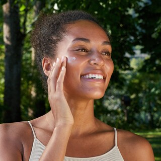 Foto 6 | Foto 6 | Crema Facial Weleda Skin Food de 40 ml-Venta Internacional