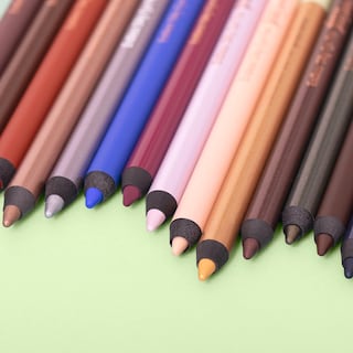 Foto 7 | Foto 7 | Eyeliner Pixi Endless Silky Eye Pen Black Noir Waterproof - Venta Internacional.