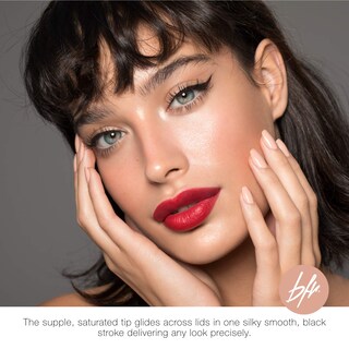 Foto 6 | Foto 6 | Delineador De Ojos Líquido Beauty For Real Finish Line  Color Negro Azabache  1 5 Ml - Venta Internacional.