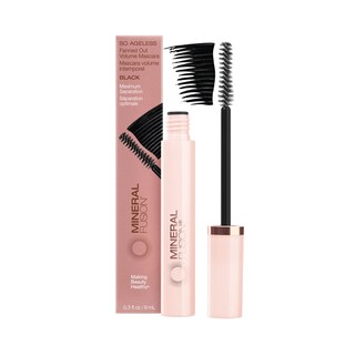 Foto 1 | Foto 1 | Máscara Mineral Fusion So Ageless Fanned Out Volume Black - Venta Internacional.