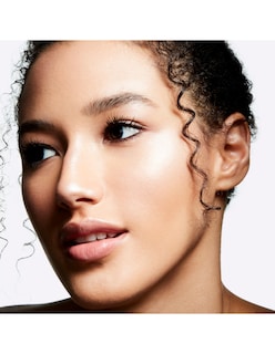 Foto 6 | Foto 6 | Iluminador Mac Mineralize Skinfinish Soft & Gentle