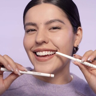 Foto 6 | Foto 6 | Delineador de labios Kiss Liner Rosewood de YIYI BEAUTY para Labios Carnosos y Definidos