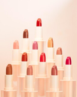 Foto 4 | Foto 4 | Lipstick Makeup Revolution Lip Allure Soft Satin Chauffeur - Venta Internacional.