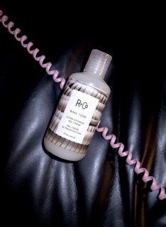 Foto 4 | Foto 4 | Gel Creme R+co Ring Tone Ultra Defining, 180 Ml, Vegana, Libre De Crueldad Animal - Venta Internacional.