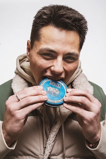Foto 3 | Foto 3 | Pomada Reuzel Blue Strong Hold Soluble en Agua 113 g para Hombre - Venta Internacional