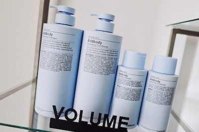 Foto 4 | Foto 4 | Acondicionador J Beverly Hills Blue Addbody Voluminizador 355 Ml - Venta Internacional.