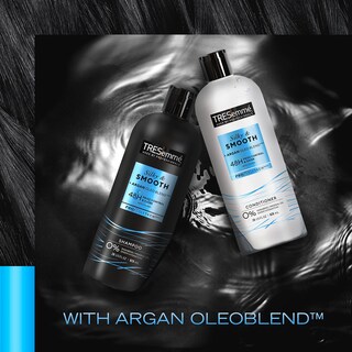 Foto 3 | Foto 3 | Acondicionador Tresemmé Silky & Smooth Anti-frizz 828 Ml Para Cabello Encrespado - Venta Internacional.