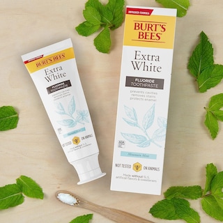 Foto 5 | Foto 5 | Pasta de Dientes Burt's Bees Extra Blanca con Flúor Menta de Montaña 140 ml 3 Piezas - Venta Internacional