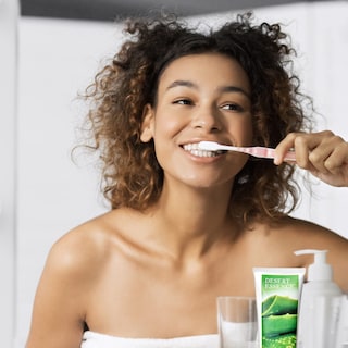 Foto 4 | Foto 4 | Pasta De Dientes Desert Essence Con Aceite De Aloe Y Árbol De Té, 190 Ml, Vegana - Venta Internacional.